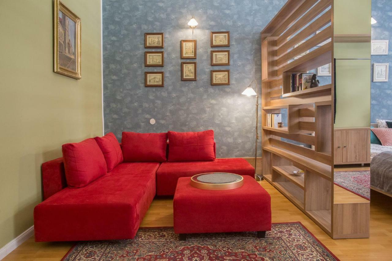 City Light Apartment Timişoara Buitenkant foto